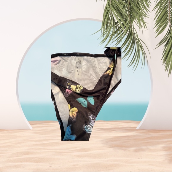 Butterfly print triangle bikini top size XS or S - Picture 5 of 7
